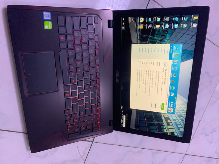 华硕 飞行堡垒游戏本吃鸡笔记本电脑