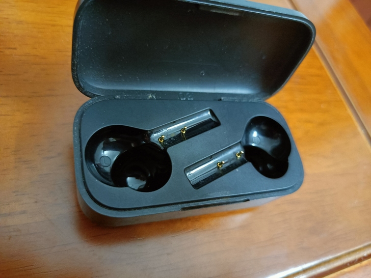 QCY T5充电仓   功能完好，补配专用...