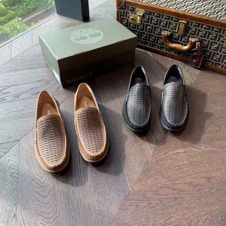 牌子如图，全新，别人送的，小了，骆驼鞋39...