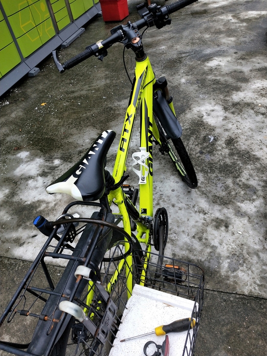 正品捷安特自行车ATX660s号,男女都可...