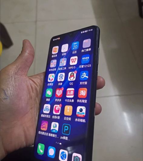 正品99新华为华为p30全网通，英雄联盟王...