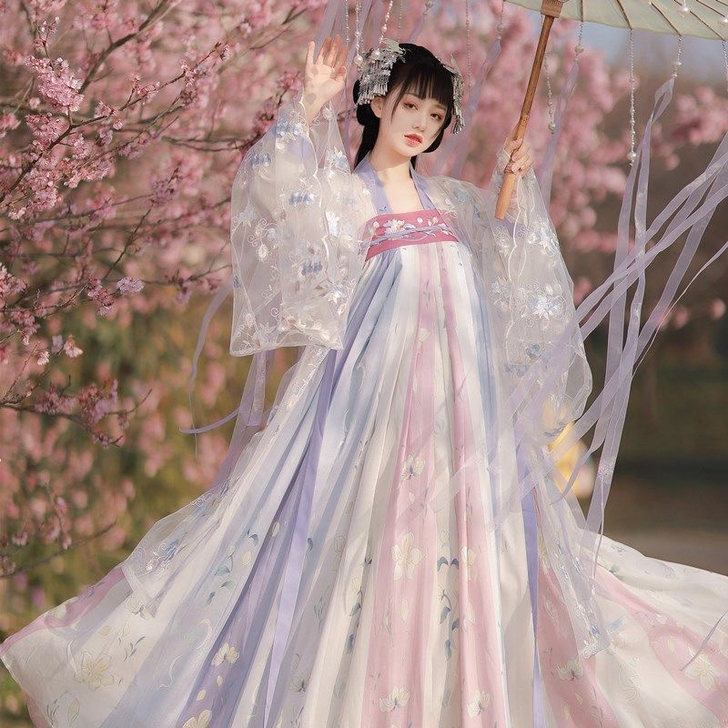 齐胸襦裙套装汉服女刺绣正品日常白菜襦裙