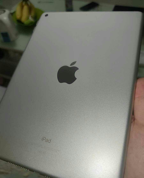 Apple/苹果 iPad 2018款 6...