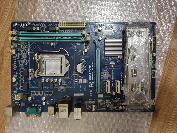 技嘉p61-s3-p3主板，电脑升级换下来...