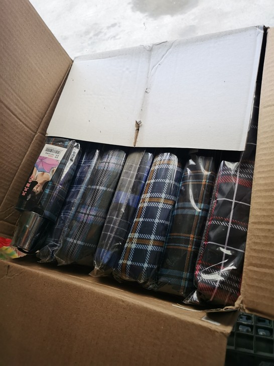 雨伞，10元一把不包邮，随机发，可许愿，包...