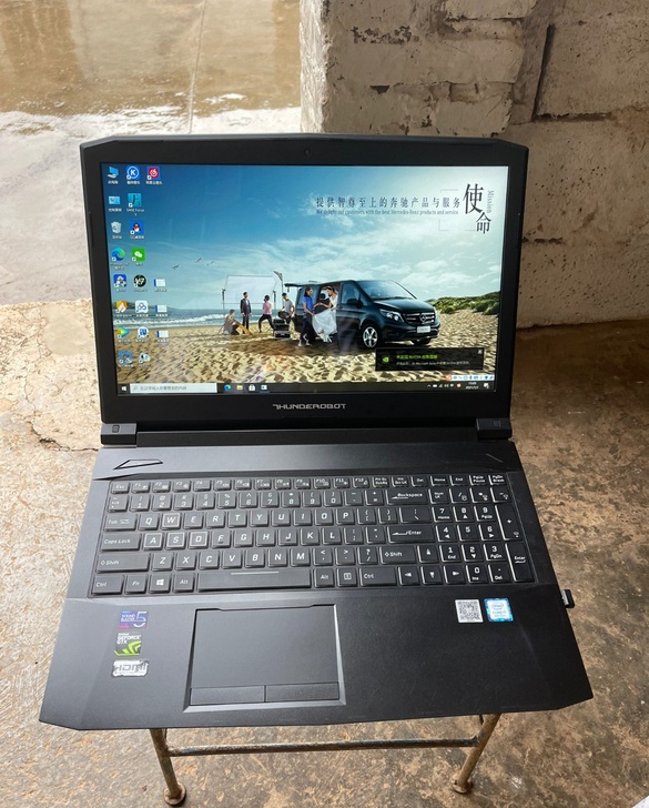 雷神911MT I7 8750H独显游戏笔...