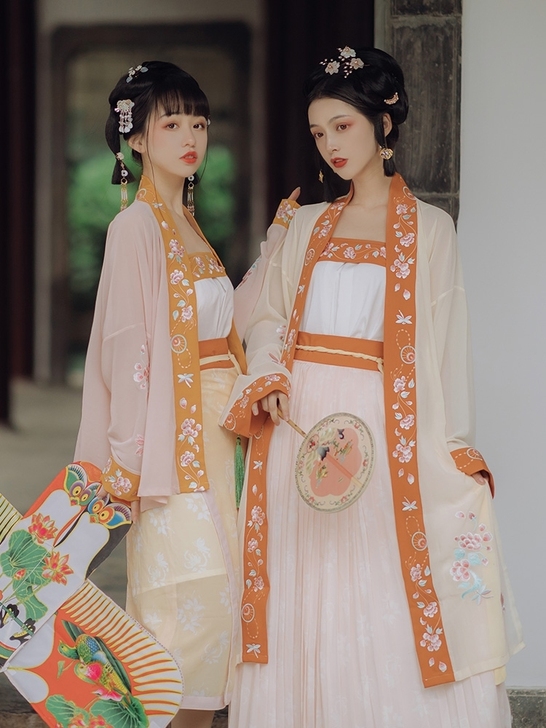 汉服退坑 初欢