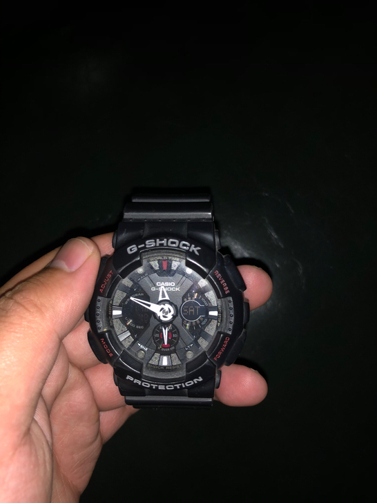 卡西欧黑武士ga120闲置很久了，成色一般...