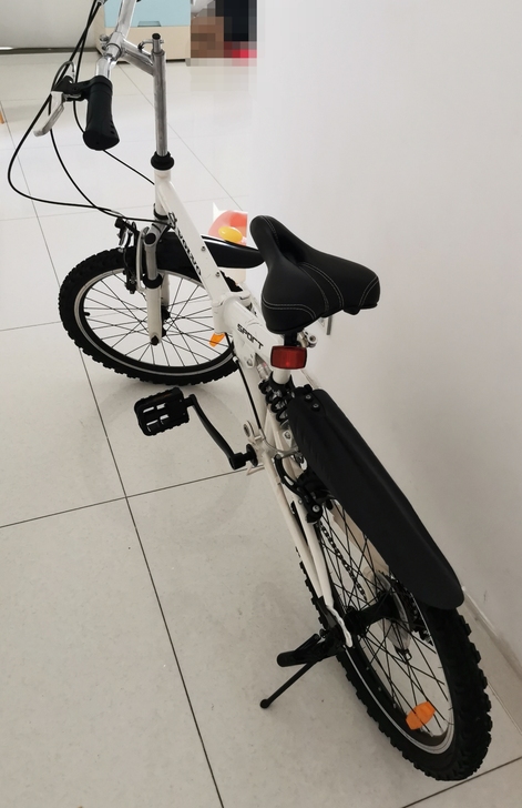 买沃尔沃汽车送的自行车,20寸可变速折叠自...