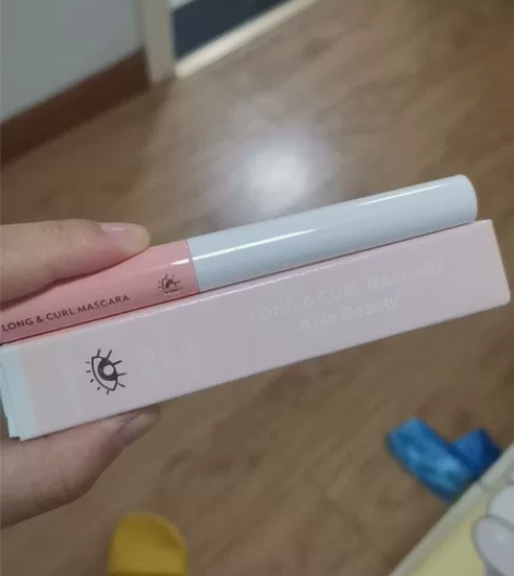 佛系出，睫毛膏 买眉笔送的， 全新2只，1...