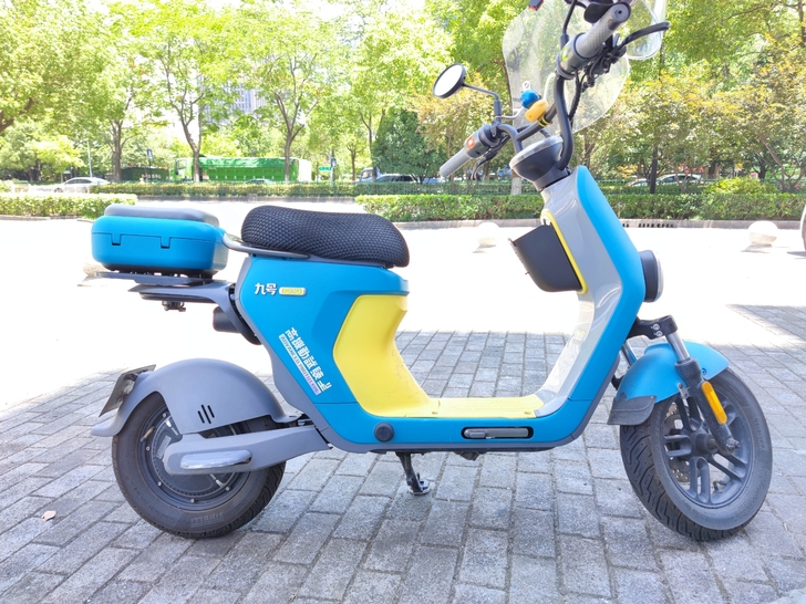 九号电动车C80发烧款