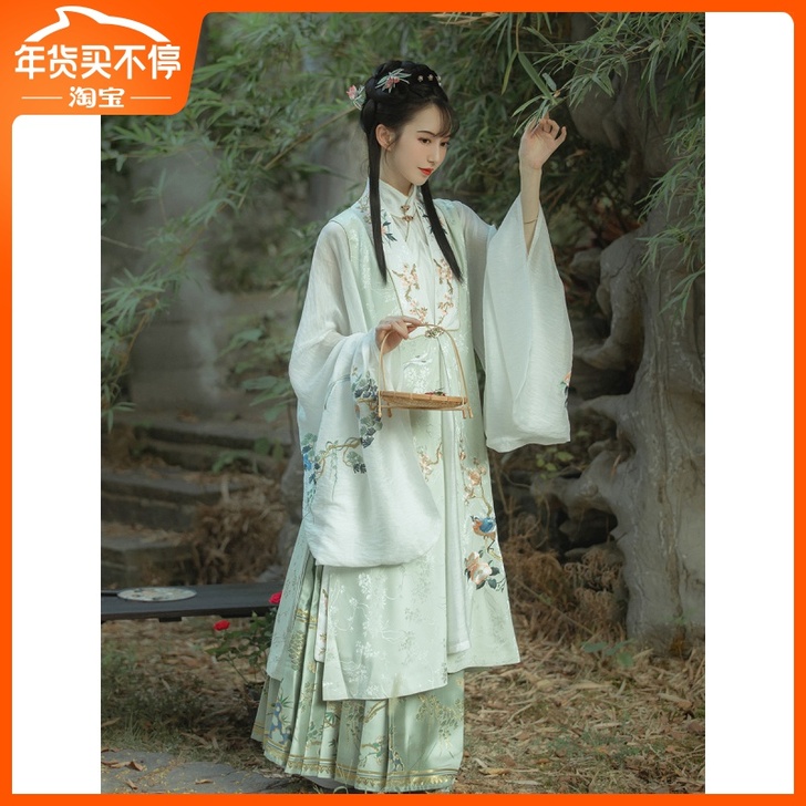 钟灵记 胡萝卜色长衫。带吊牌