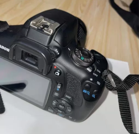 出一个佳能EOS 1500D  京东购入 ...