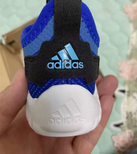 Adidas阿迪达斯软底透气运动童鞋 正品...