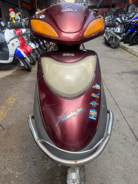 急出一台珠峰电动车,96v20an八个大电...