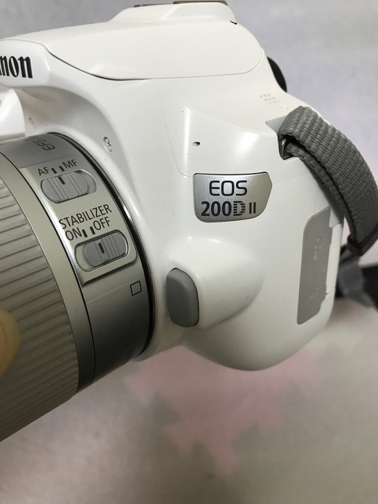 佳能200D套机18-55镜头 佳能200...