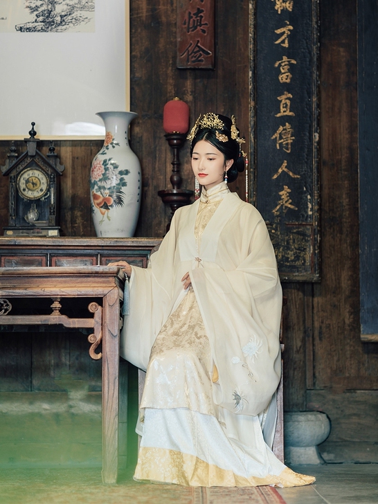 池夏 金陵往事:琼凤吟改良汉服明制对襟披风...
