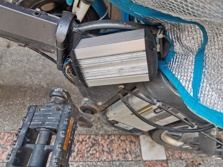 折叠电动车 ，能骑行能电动，当废品卖，电动...
