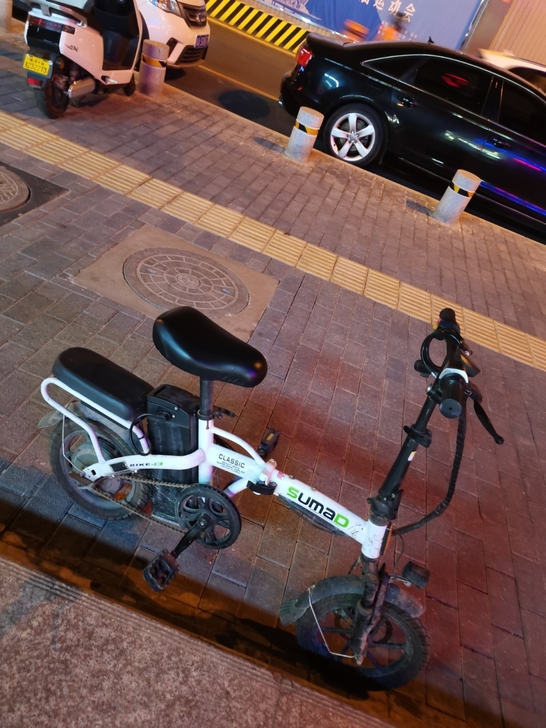 小电驴，能跑二十多公里，150斤以内哈，有...