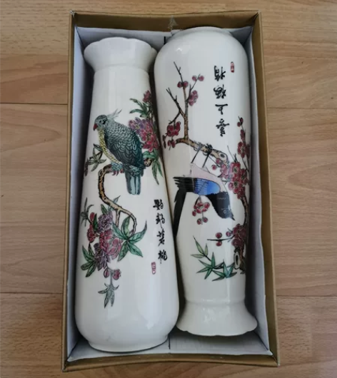 瓷器，插花摆件，不知什么时候的，全新，闲置...