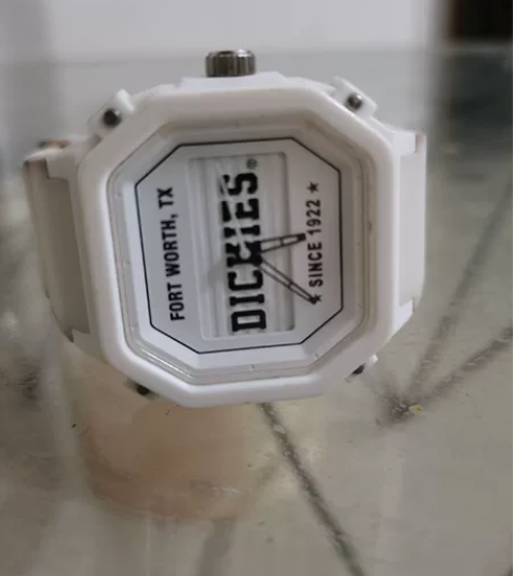 Dickies手表白色款 感兴趣的话点“我...