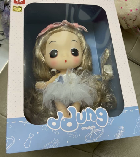 芭蕾冬己娃娃，全新 感兴趣的话点“我想要”...