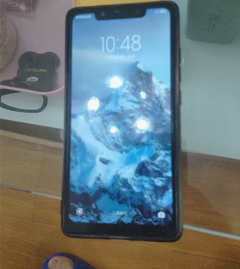 小米8青春版 屏幕外壳完好无损功能正常。M...