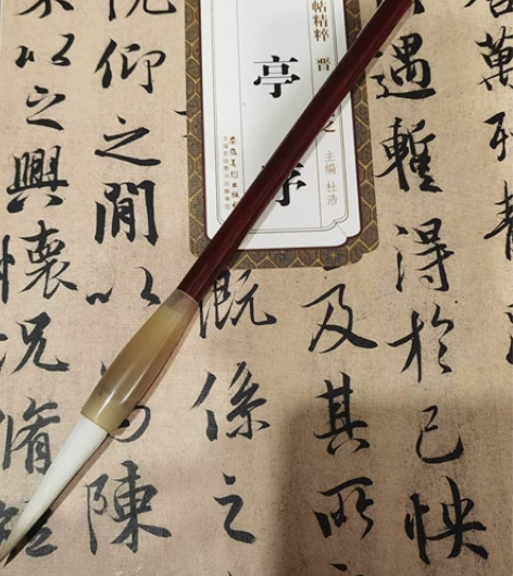 红科檀牛角毛笔 细嫩光峰~ 感兴趣的话点“...