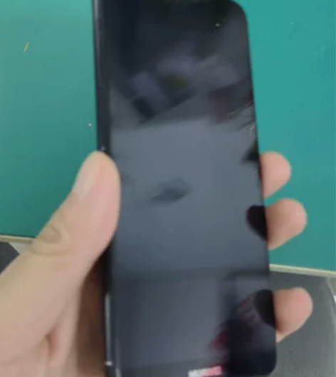 华为畅享7s屏幕好主板不开机 感兴趣的话点...
