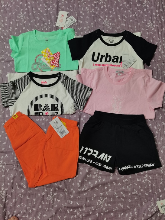 6件130码女童全新特步小黄鸭品牌所见即所得