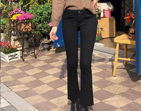 可换交换黑色微喇叭牛仔裤女2022年秋季新...