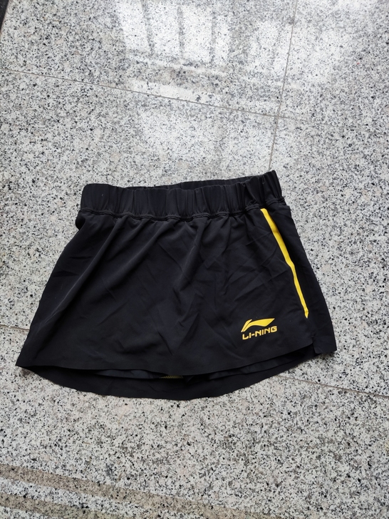 全新正品LINING/李宁女款网球裙子,没...