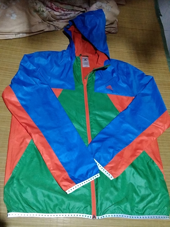 Adidas阿迪达斯外套男女连帽夹克风衣宽...