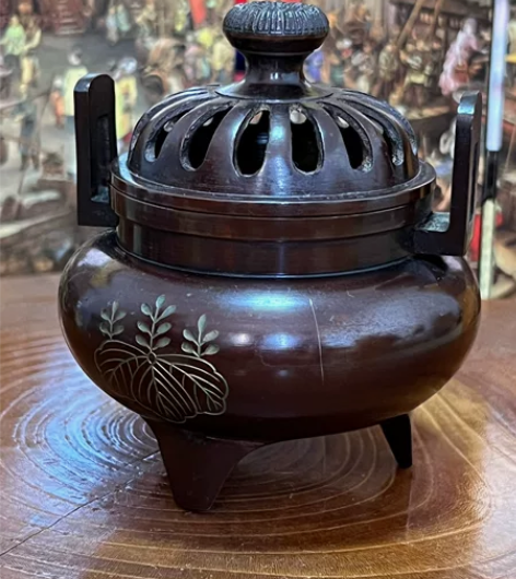 回流日本老铜熏香炉一只!日本精工高冈铜器出...