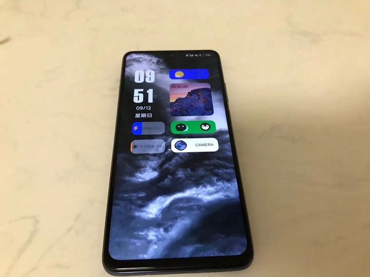 自用的红米note9pro，小米实体店17...