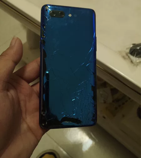 出一台努比亚x手机，屏幕坏了，内存不知，需...