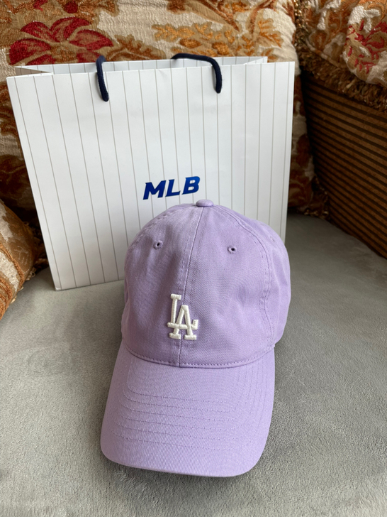 正品MLB经典鸭舌帽，大悦城专柜购买，可能...