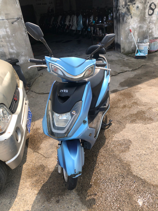 二手台铃战鹰，两年的车！新换的60v20售...