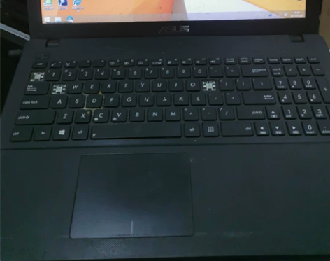 华硕x552e笔记本 具体配置见图,成色垃...