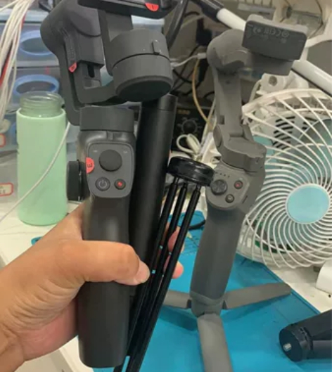 小米手持云台配件少了一个小支架，功能全好！...