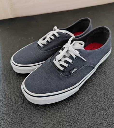 vans 感兴趣的话点“我想要”和我私聊吧～
