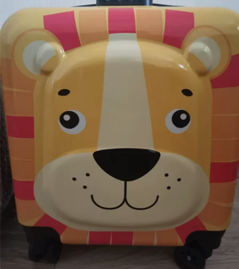 全新万向轮密码拉杆箱 感兴趣的话点“我想要...