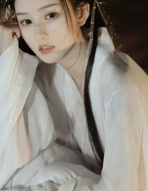 汉服白色神明少女汉服女古装超仙气飘逸古风连...