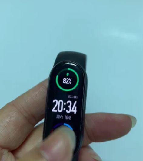 小米手环6 229购入 150包邮轻微使用...