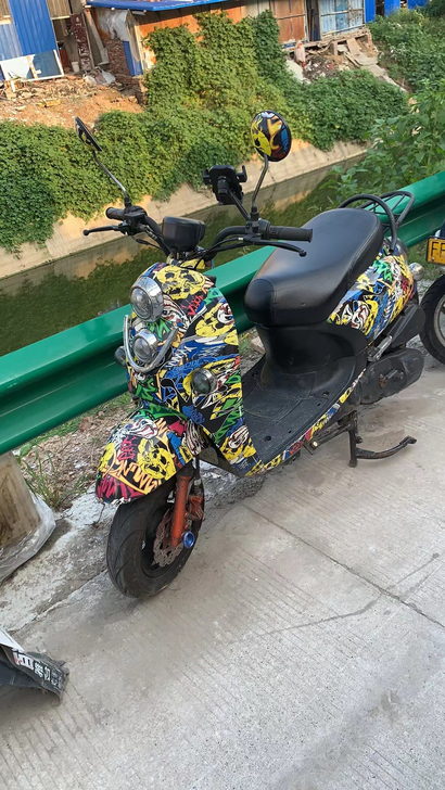 小龟王踏板摩托车。125cc。国三 几千公...