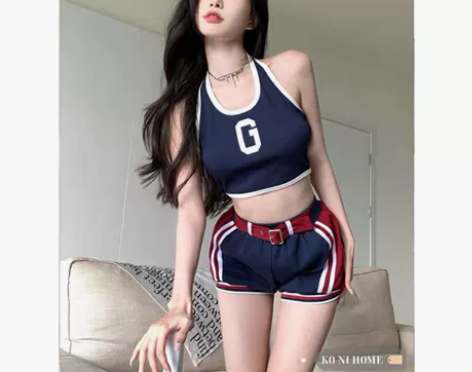 2022年新款女夏季紧身挂脖背心高腰休闲短...