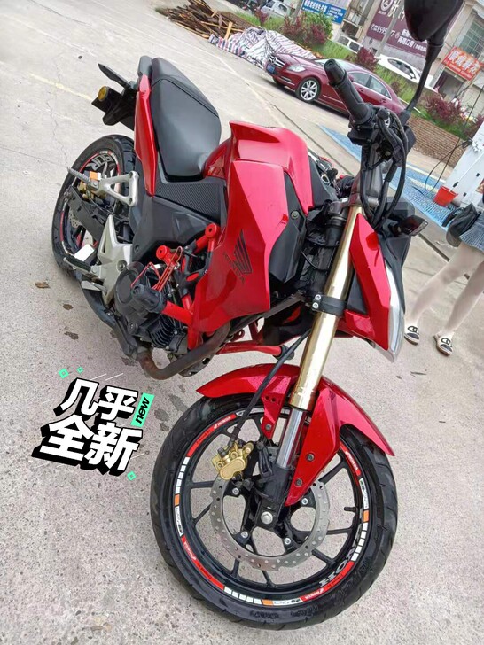 本田暴风眼摩托街车,5000多公里