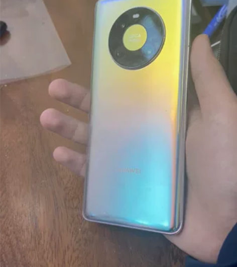 华为mt40   8+128 轻微使用痕迹...