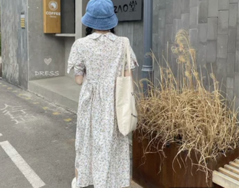 韩系夏季甜美少女田园风娃娃领清新碎花连衣裙...
