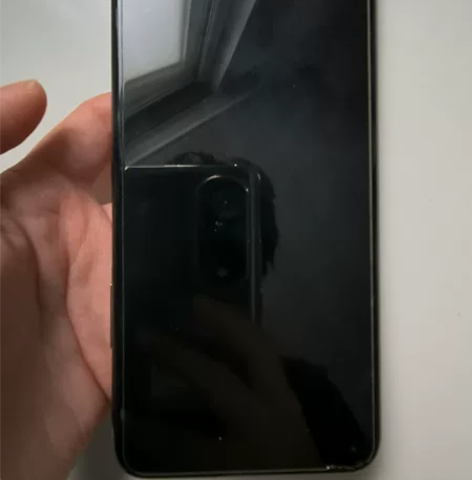 荣耀20，用了一年多，性能都很正常，换了新...